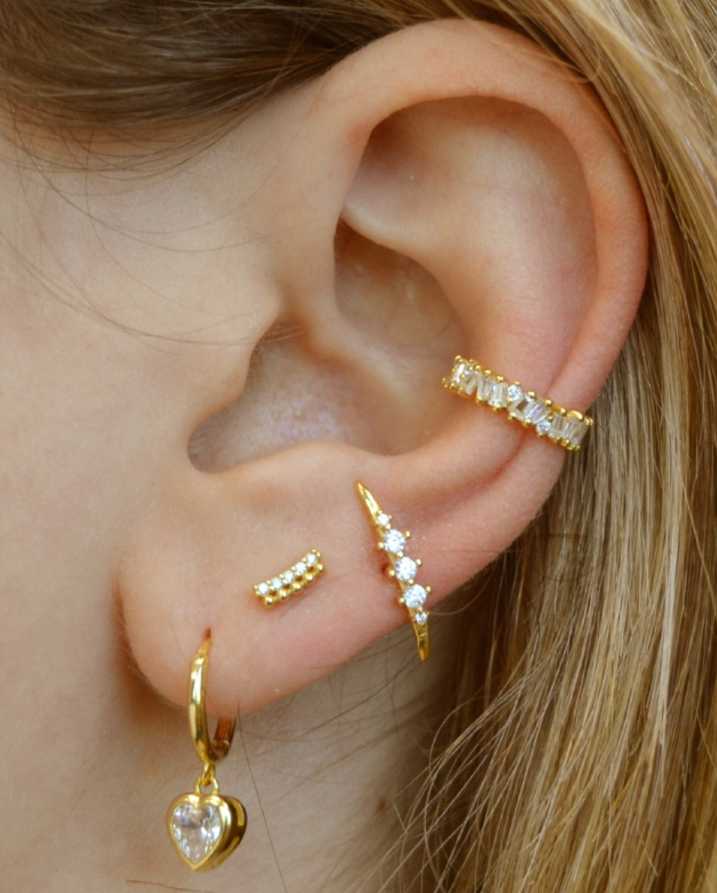 Ear Cuff White Zirconias